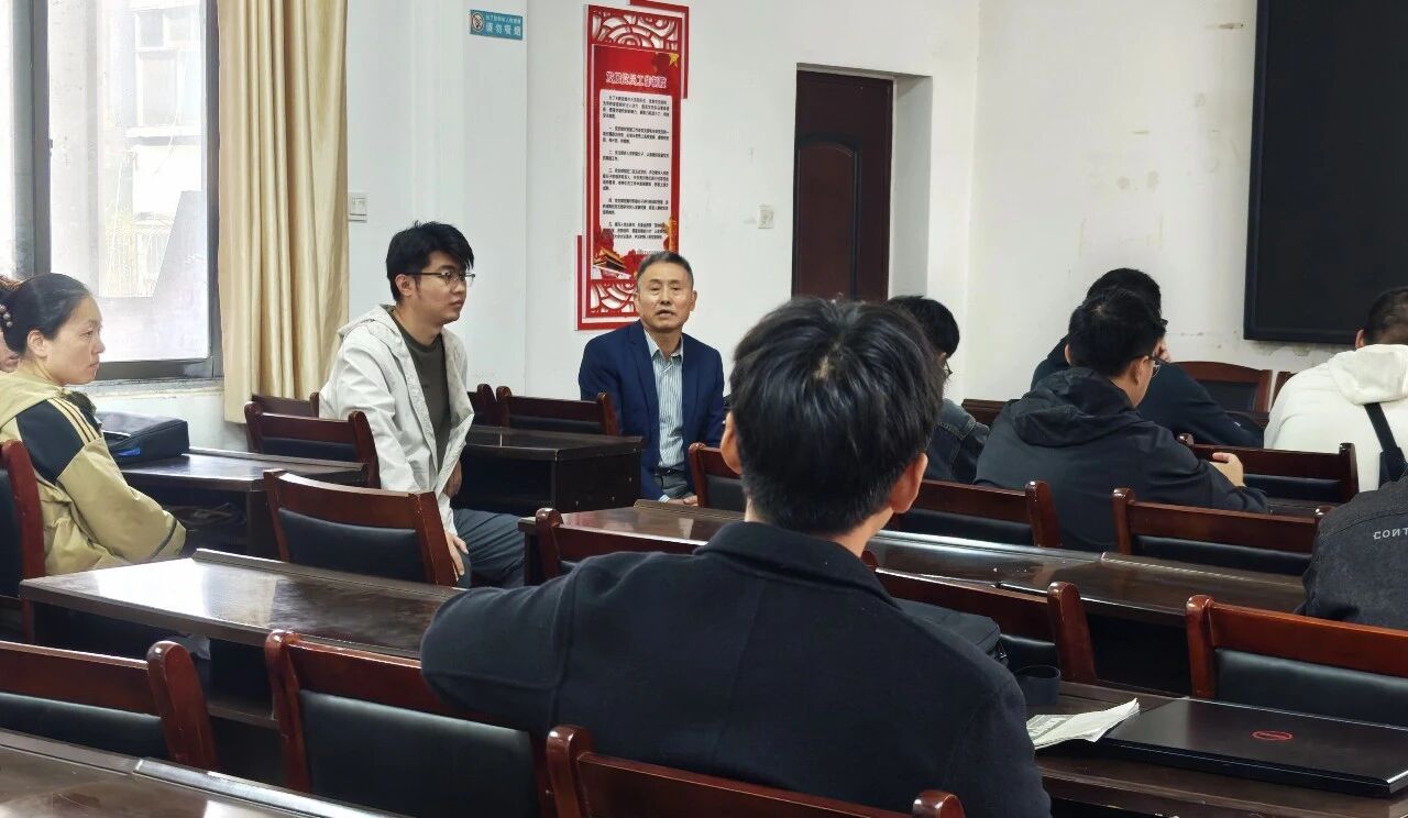 1758883704168922.jpg 1758883704168922.jpg